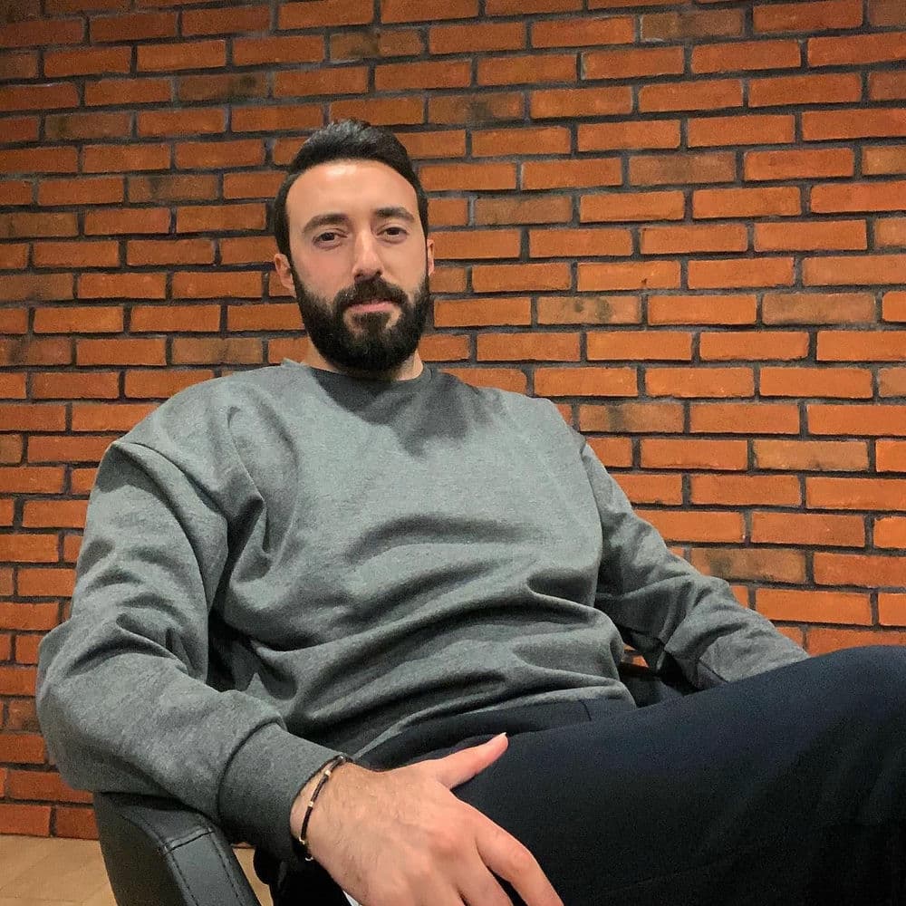 Eşelema Kalbumi