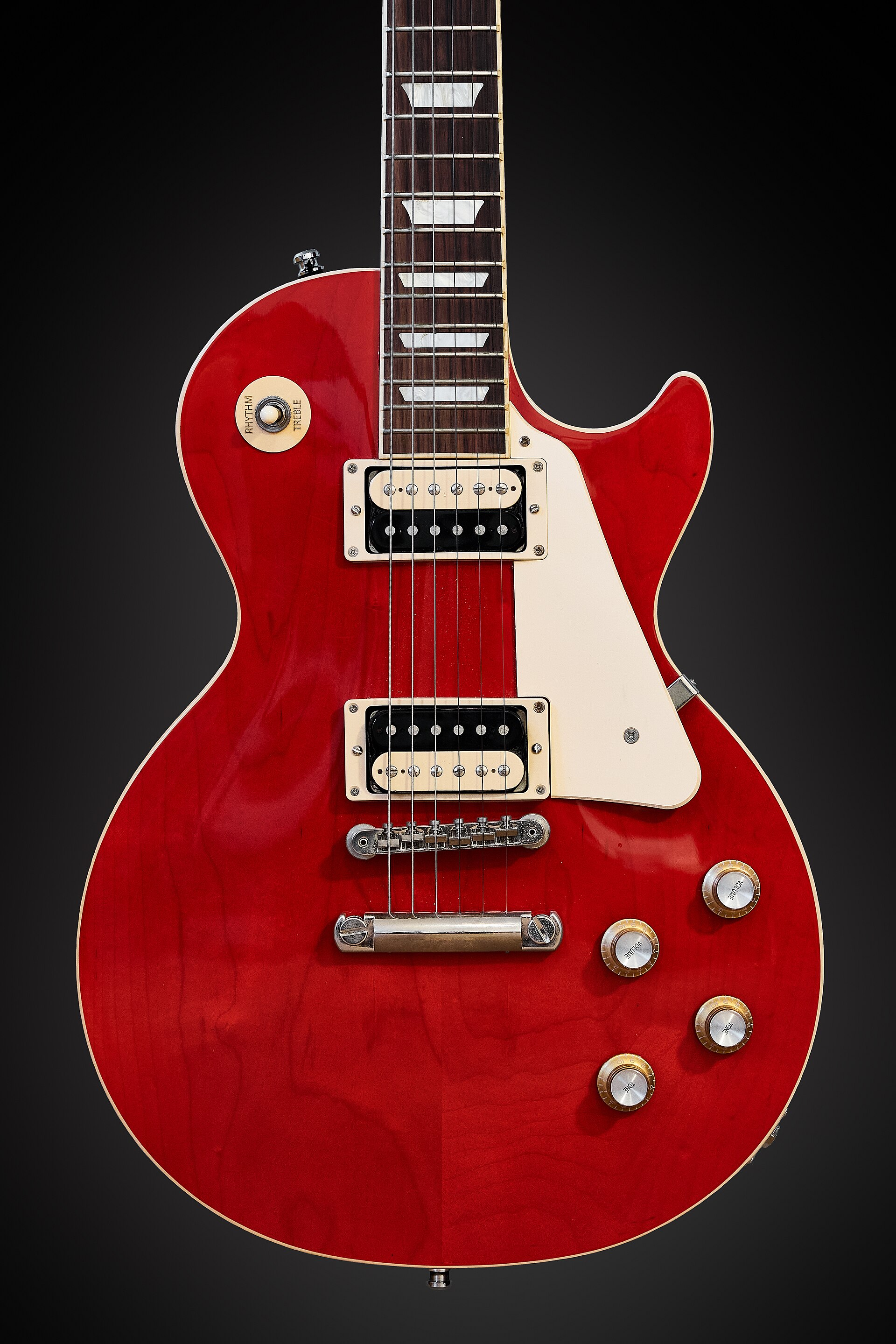 Gibson Les Paul — ABD yapımı, nitro cilalı, premium malzeme.