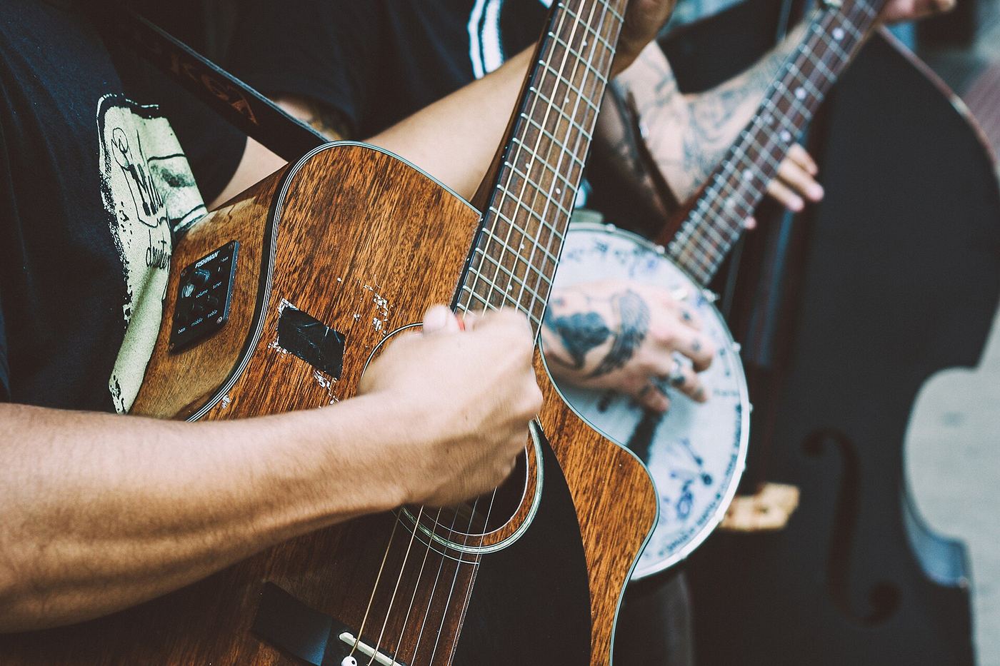 Yeni Başlayanlar İçin Gitarla Çalınacak Kolay Türkçe Şarkılar
